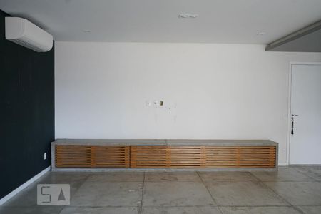 Sala de apartamento para alugar com 3 quartos, 157m² em Vila Anastácio, São Paulo