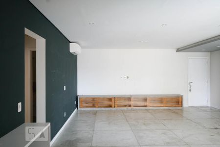 Sala de apartamento à venda com 3 quartos, 157m² em Vila Anastácio, São Paulo