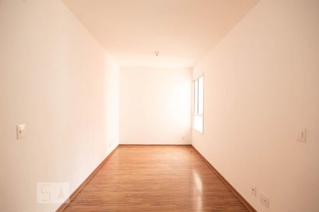 Sala de apartamento para alugar com 2 quartos, 45m² em São Pedro, Osasco