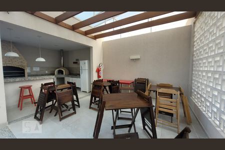 Apartamento para alugar com 60m², 2 quartos e 1 vaga Apartamento para alugar com 60m², 2 quartos e 1 vagaÁrea comum - Churrasqueira