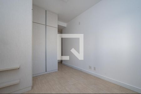 Suíte de apartamento à venda com 2 quartos, 69m² em Vila Guarani, São Paulo