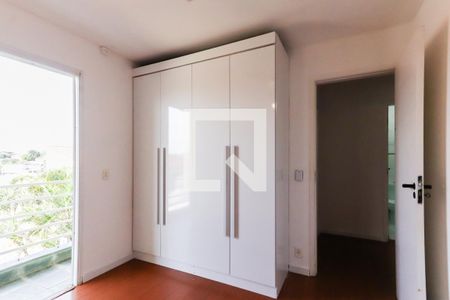 Quarto 2 de casa de condomínio para alugar com 3 quartos, 220m² em Vila São Silvestre, São Paulo