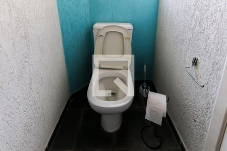 Lavabo de casa de condomínio para alugar com 3 quartos, 220m² em Vila São Silvestre, São Paulo