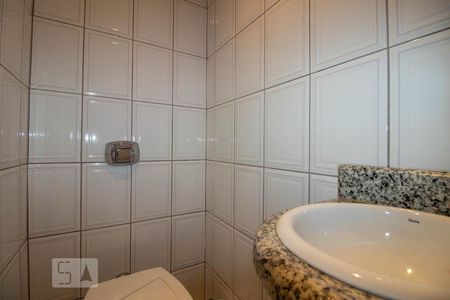 Lavabo de apartamento à venda com 3 quartos, 132m² em Petrópolis, Porto Alegre