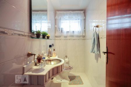 Lavabo  de casa à venda com 3 quartos, 235m² em Jardim Textil, São Paulo