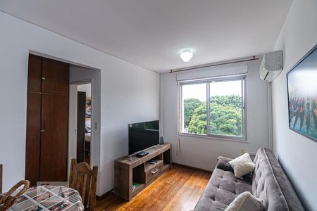 Sala de apartamento para alugar com 1 quarto, 42m² em Cristal, Porto Alegre