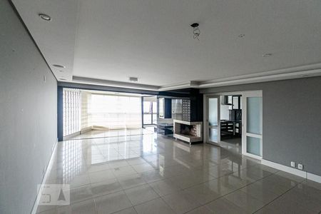 Apartamento à venda com 200m², 3 quartos e 5 vagasSala