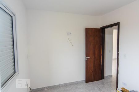 Quarto 1 de apartamento para alugar com 2 quartos, 52m² em Vila Carrão, São Paulo