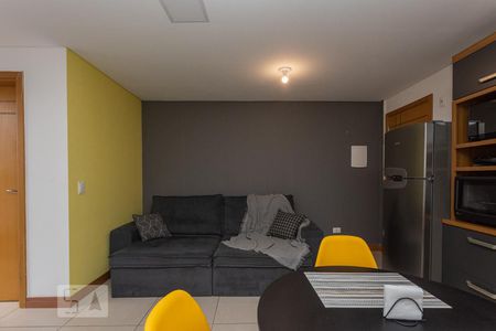 Studio de kitnet/studio para alugar com 1 quarto, 33m² em Centro, Curitiba