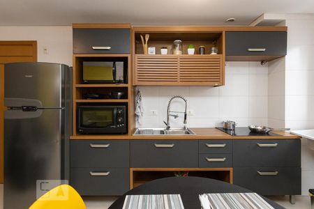 Studio de kitnet/studio para alugar com 1 quarto, 33m² em Centro, Curitiba