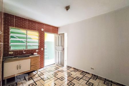 Cozinha de casa para alugar com 1 quarto, 55m² em Jardim Maria Rosa, Taboão da Serra