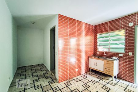 Cozinha de casa para alugar com 1 quarto, 55m² em Jardim Maria Rosa, Taboão da Serra