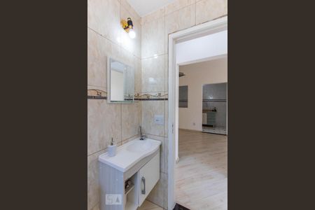 Apartamento para alugar com 55m², 2 quartos e 1 vaga Apartamento para alugar com 55m², 2 quartos e 1 vagaBanheiro