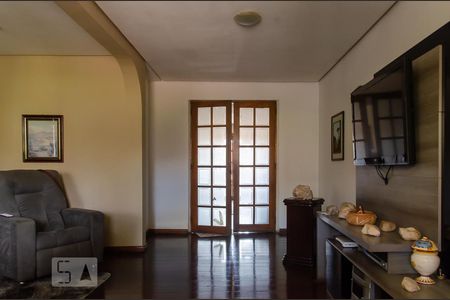 Sala de Estar de casa à venda com 3 quartos, 358m² em Nonoai, Porto Alegre