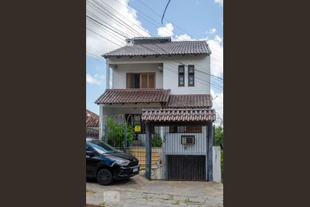 Fachada de casa à venda com 3 quartos, 358m² em Nonoai, Porto Alegre