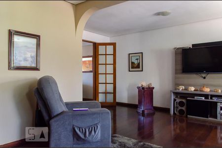 Sala de Estar de casa à venda com 3 quartos, 358m² em Nonoai, Porto Alegre