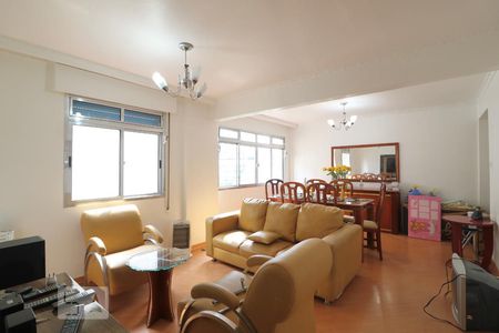 Sala de apartamento à venda com 2 quartos, 82m² em Bela Vista, São Paulo