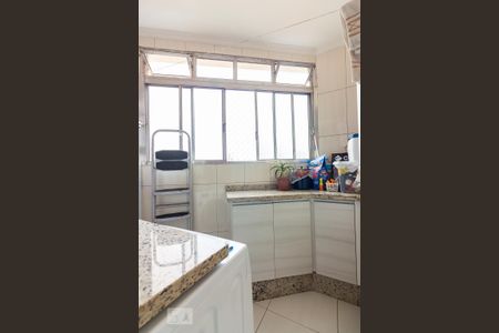 Apartamento à venda com 77m², 2 quartos e 1 vaga Apartamento à venda com 77m², 2 quartos e 1 vagaÁrea de Serviço