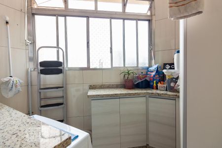 Apartamento à venda com 77m², 2 quartos e 1 vaga Apartamento à venda com 77m², 2 quartos e 1 vagaÁrea de Serviço