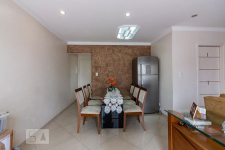 Sala de apartamento à venda com 2 quartos, 77m² em Vila Osasco, Osasco