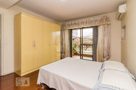 Dormitório de apartamento à venda com 2 quartos, 88m² em Medianeira, Porto Alegre