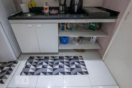 Cozinha de kitnet/studio para alugar com 1 quarto, 30m² em Cerqueira César, São Paulo