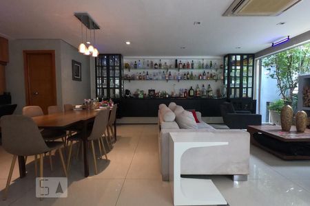 Sala de casa à venda com 5 quartos, 450m² em Morumbi, São Paulo