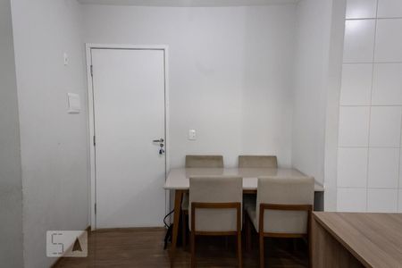 Sala de apartamento para alugar com 2 quartos, 50m² em Vila Antonieta, São Paulo