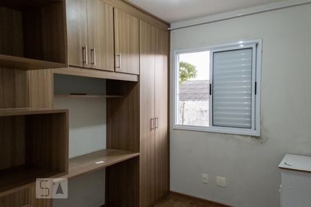 Quarto 1 de apartamento para alugar com 2 quartos, 50m² em Vila Antonieta, São Paulo