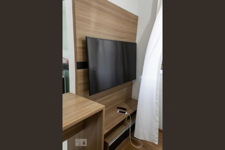 Sala - Painel  de apartamento para alugar com 2 quartos, 50m² em Vila Antonieta, São Paulo