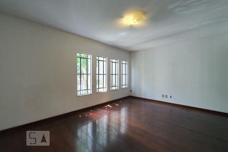 Sala de casa para alugar com 3 quartos, 150m² em Cambuci, São Paulo