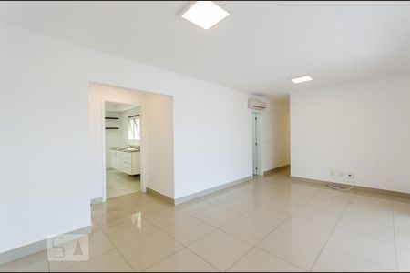 Sala de apartamento para alugar com 3 quartos, 111m² em Ponta da Praia, Santos