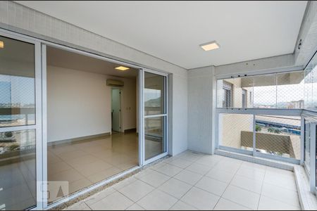 Varanda de apartamento para alugar com 3 quartos, 111m² em Ponta da Praia, Santos