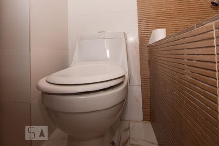 Apartamento para alugar com 60m², 1 quarto e sem vaga Apartamento para alugar com 60m², 1 quarto e sem vagaBanheiro da Suíte