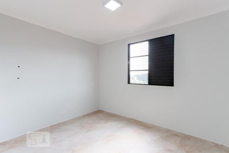 Quarto 1 de apartamento para alugar com 2 quartos, 60m² em Jardim Antártica, São Paulo