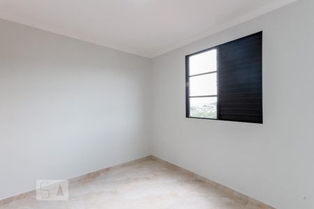 Quarto 2 de apartamento para alugar com 2 quartos, 60m² em Jardim Antártica, São Paulo