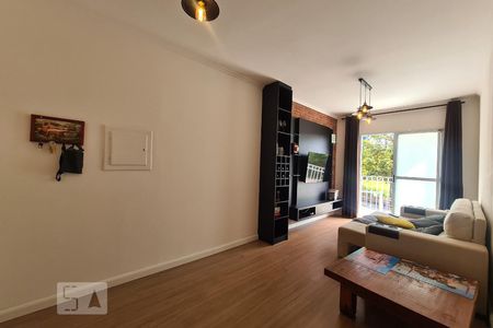 Sala de apartamento para alugar com 2 quartos, 62m² em Jardim Guadalajara, Sorocaba