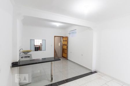 Sala/Cozinha de casa de condomínio para alugar com 1 quarto, 40m² em Parque Cisper, São Paulo