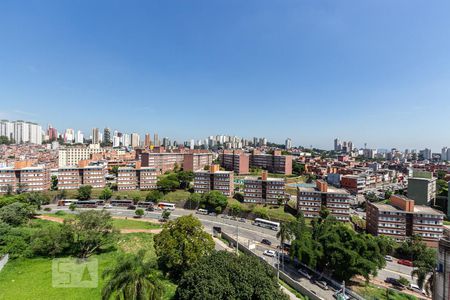 Vista da Sala/Cozinha de apartamento para alugar com 2 quartos, 40m² em Panamby, São Paulo