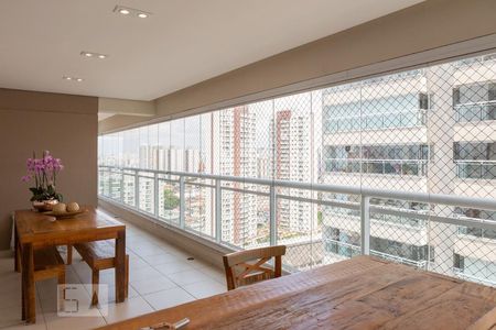 Varanda Gourmet de apartamento à venda com 3 quartos, 145m² em Barra Funda, São Paulo