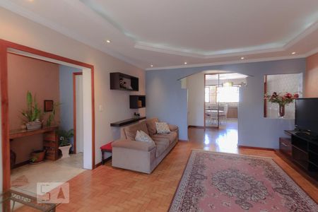 Sala de casa à venda com 5 quartos, 300m² em Glória, Porto Alegre