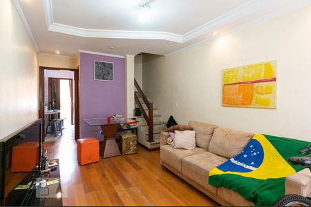 Sala de casa de condomínio para alugar com 2 quartos, 70m² em Vila Guaca, São Paulo