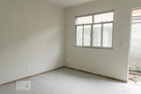 Sala de casa para alugar com 2 quartos, 50m² em Barreto, Niterói