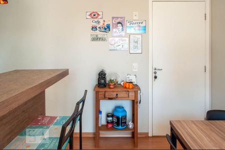 Sala de apartamento à venda com 2 quartos, 49m² em Vila Nambi, Jundiaí