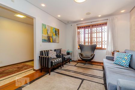 Sala de casa à venda com 4 quartos, 420m² em Medianeira, Porto Alegre