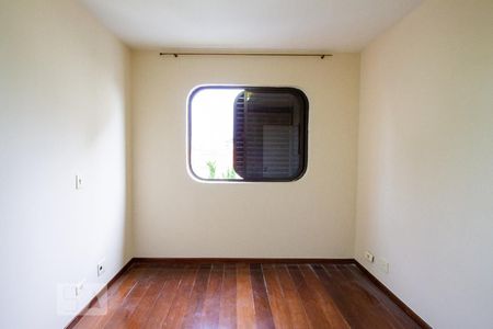 Quarto 1 de apartamento para alugar com 2 quartos, 70m² em Umuarama, Osasco