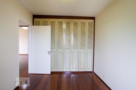 Quarto 1 de apartamento para alugar com 2 quartos, 70m² em Umuarama, Osasco