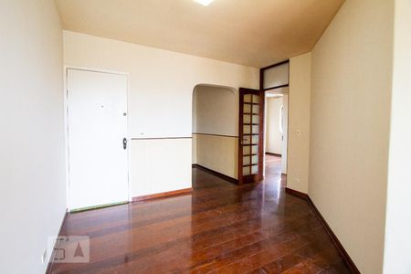 Sala de apartamento para alugar com 2 quartos, 70m² em Umuarama, Osasco