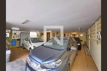 Garagem de casa à venda com 4 quartos, 226m² em Santa Lúcia, Belo Horizonte