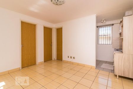 Sala de apartamento à venda com 2 quartos, 40m² em Partenon, Porto Alegre
